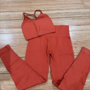 SET Active Orange Leggings and Bra Set